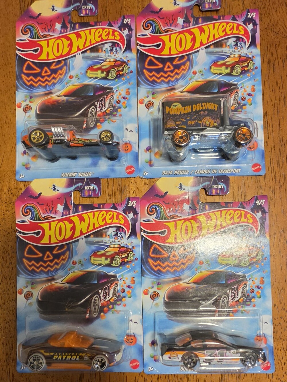 Hot Wheels Halloween  Collection 2026 1-4 NWT